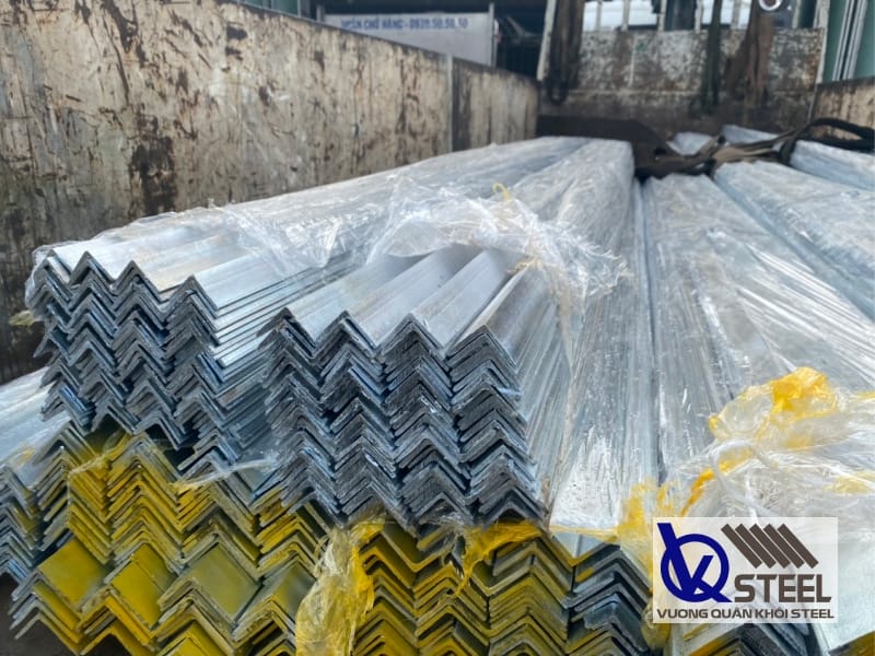Thép V Miền Nam mạ kẽm nhúng nóng đem lại tuổi thọ cao cho công trình vì không bị oxy hóa trong mọi môi trường