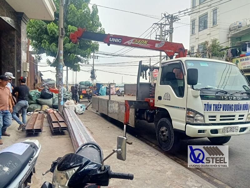 Giao 4 tấn thép I200 cho Công ty TNHH Cơ khí Tân Lập tại TP. Thủ Dầu Một, Bình Dương