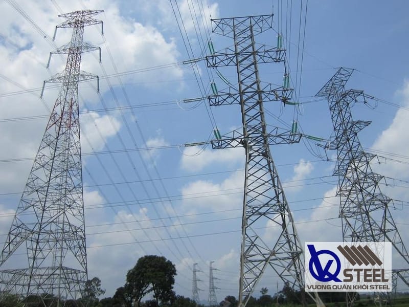 Cột điện cao thế sử dụng thép V90 để đảm bảo chắc chắn và an toàn