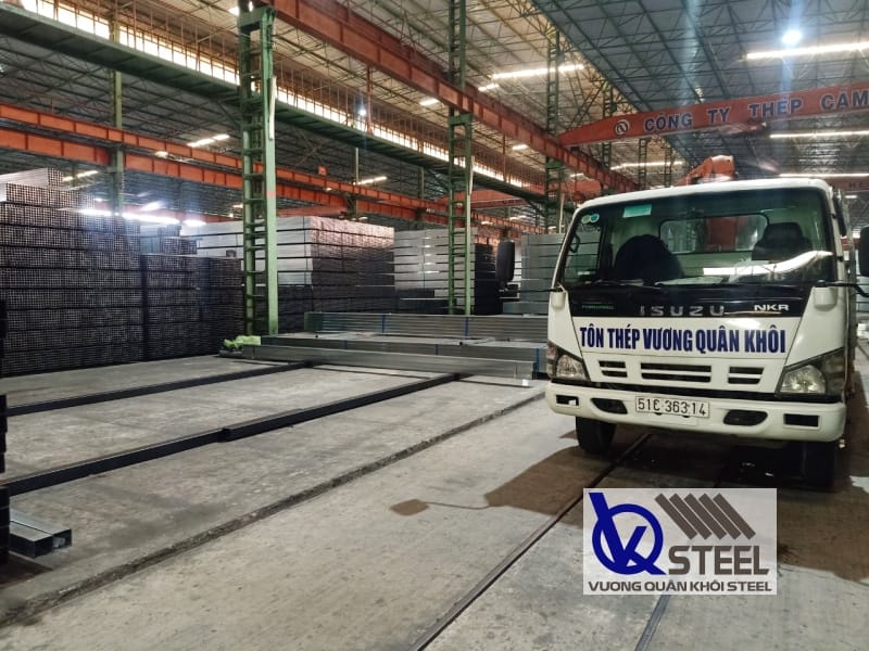 Đại lý Vương Quân Khôi cung cấp thép hộp đục lỗ uy tín
