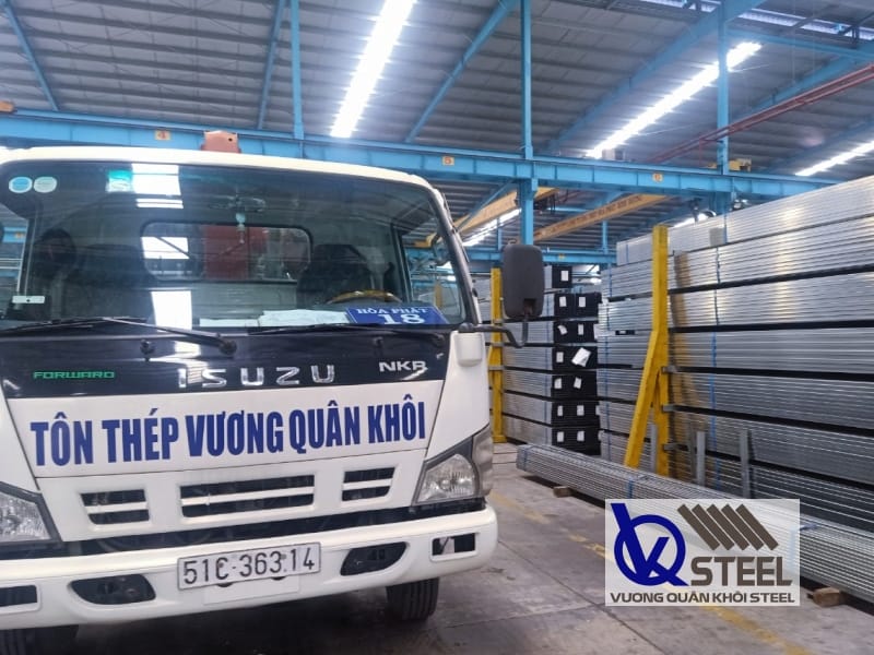 Tôn Thép Vương Quân Khôi cung cấp sắt vuông 3 chính hãng, giá tốt