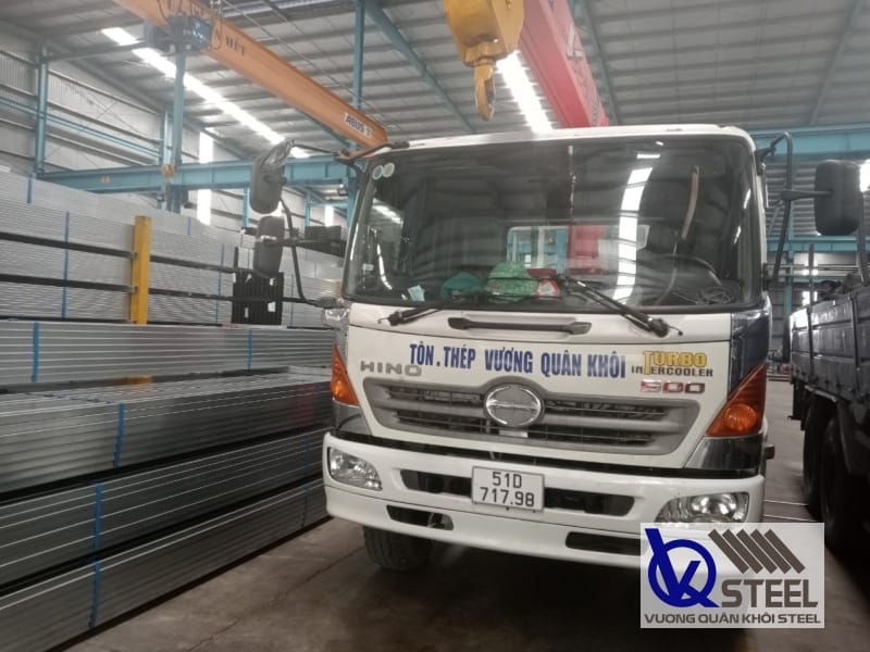 Tôn Thép Vương Quân Khôi cung cấp sắt hộp tam giác chất lượng, giá tốt