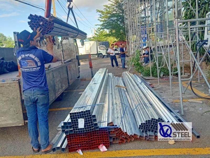 Cung cấp 8 tấn thép hộp mạ kẽm Nam Kim đến dự án xây dựng tòa văn phòng tại Thủ Dầu Một Bình Dương