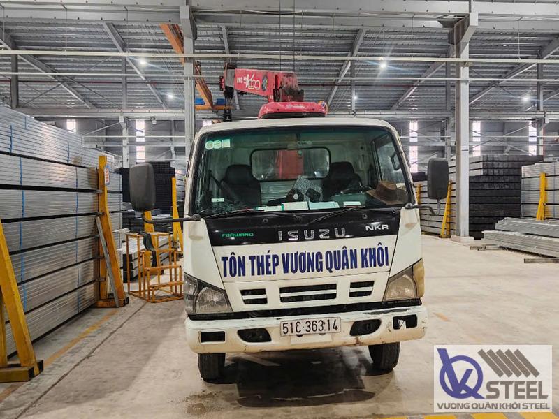 Nhà máy Tôn Thép VQK là đơn vị cung ứng sắt hộp chữ nhật 20x40 hàng đầu tại TPHCM, miền Nam