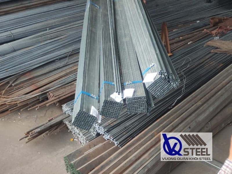 Sắt hộp vuông 15x15 có kích thước nhỏ nhưng vẫn đáp ứng được mọi yêu cầu kỹ thuật