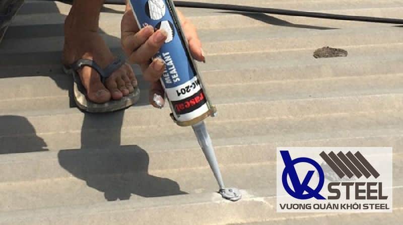 Keo dán ngăn ngừa thấm dột mái tôn TX 911