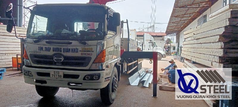 Mua tôn Nam Kim chính hãng, giá rẻ tại Tôn Thép Vương Quân Khôi