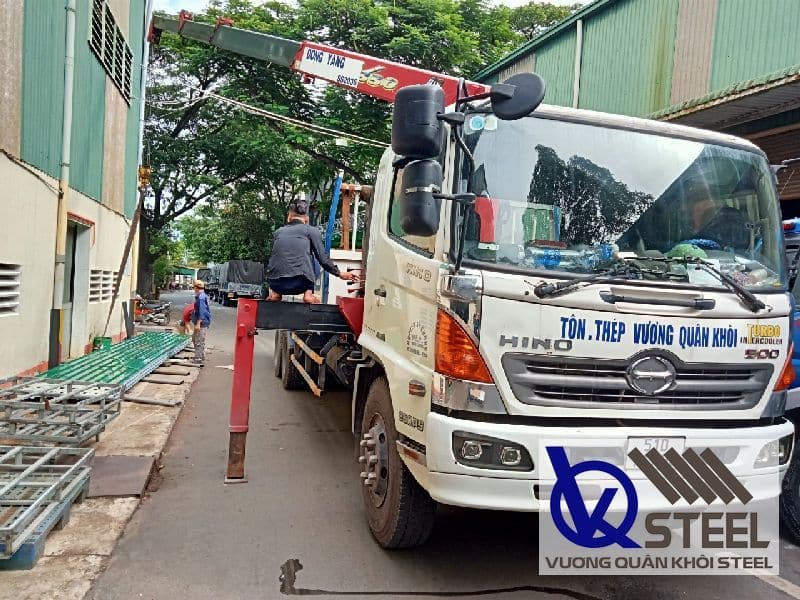 Mua tôn chống nóng cách nhiệt chính hãng, giá tốt với Vương Quân Khôi
