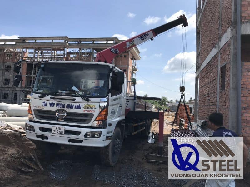 Mua tôn nhựa lấy sáng uy tín tại Vương Quân Khôi