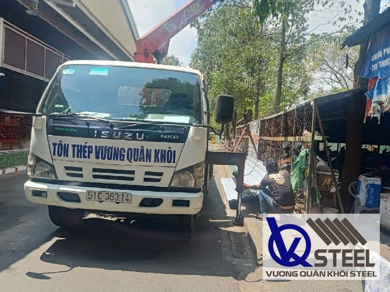 Mua tôn tôn Seamlock và Cliplock uy tín tại Vương Quân Khôi
