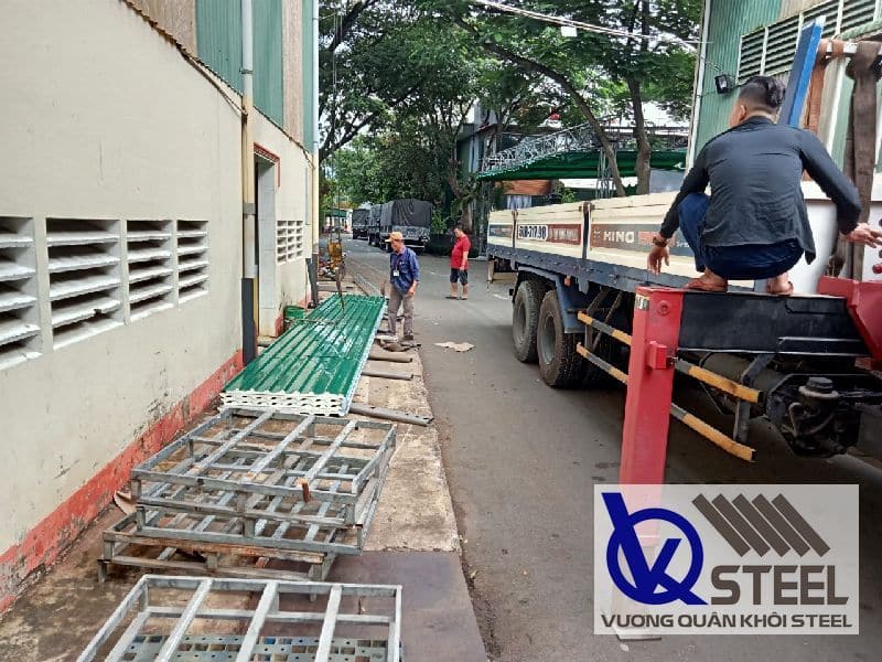Mua tôn xốp ngăn phòng uy tín tại Vương Quân Khôi