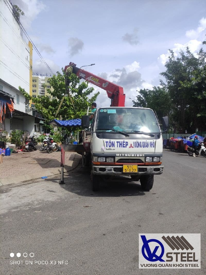 Mua tôn xốp ốp tường uy tín tại Vương Quân Khôi