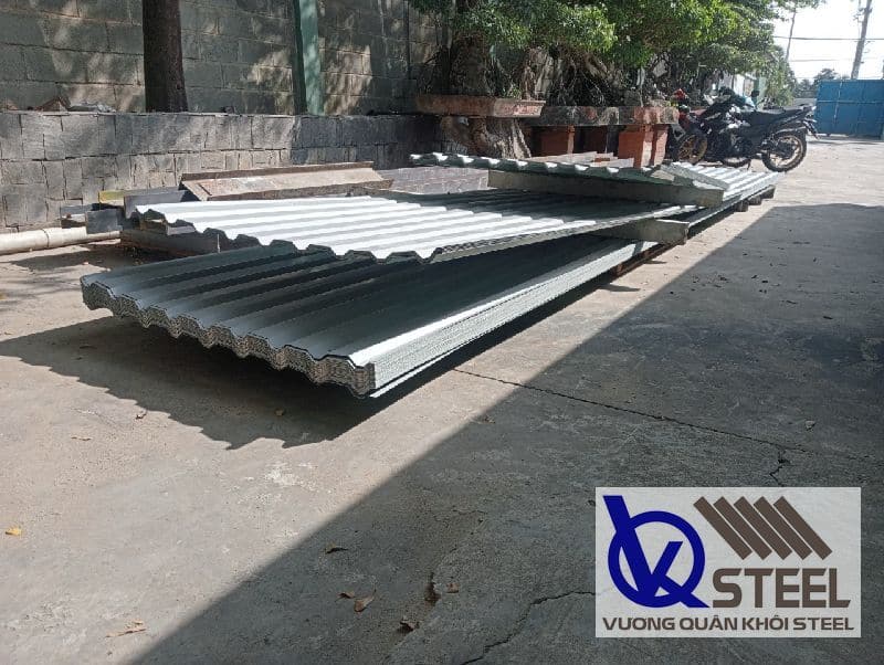 Thông số sản xuất của tôn lợp VinaOne