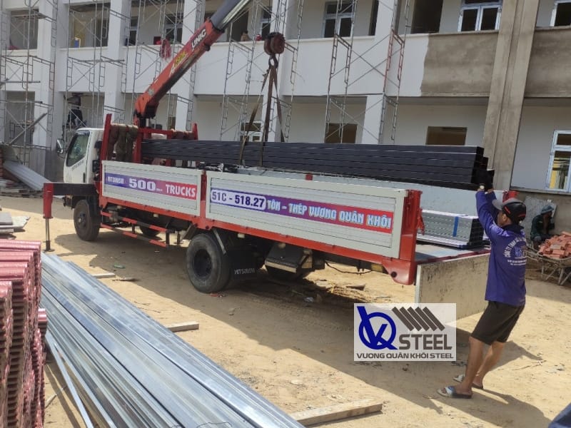 Đại lý thép hộp 50x150 giá tốt, uy tín tai Miền Nam - Vương Quân Khôi