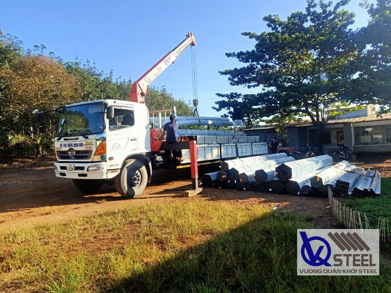Giao 5 tấn ống kẽm Hòa Phát phi 60 và phi 90 cho công trình PCCC tại Khu Công nghiệp Long Hậu, Cần Giuộc, Long An