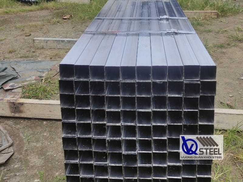 Sắt hộp 12x12 có độ bền chắc cao, chịu lực tốt