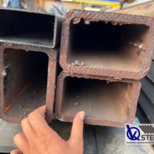 Thép hộp 30x40 có khả năng chịu lực cao, chống ăn mòn nên độ bền vượt trội