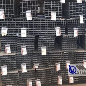 Ưu điểm của sắt hộp 60x60 là độ bền cao, chịu lực tốt, ứng dụng đa dạng