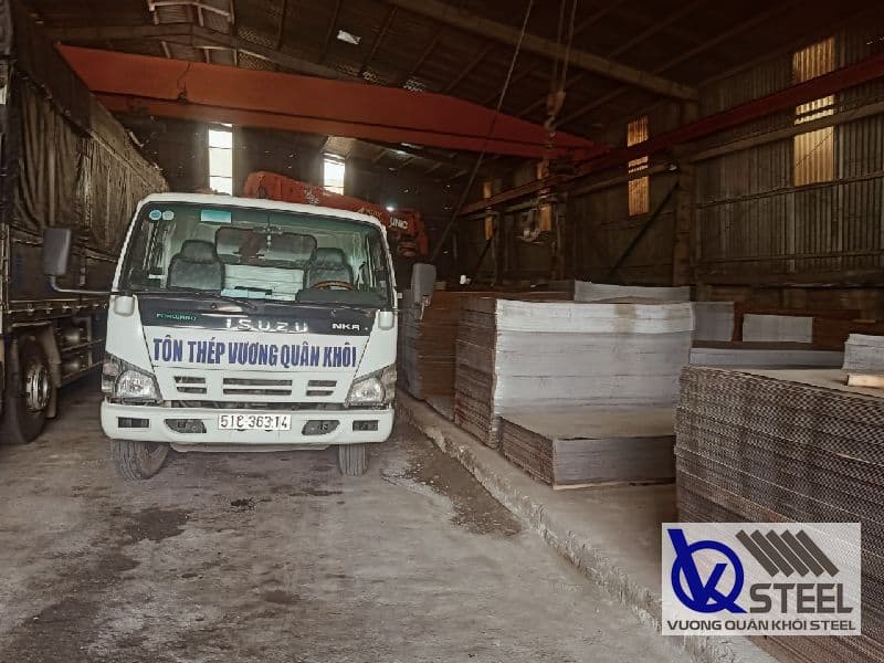 Mua thép tấm 8ly chất lượng cao tại Vương Quân Khôi