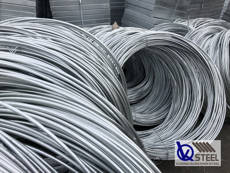 Bề mặt cuộn thép VAS tròn trơn, nhẵn bóng