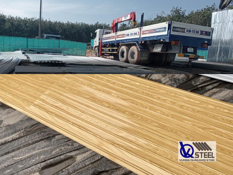 Cung cấp 700m tôn laphong giả gỗ cho công trình xây dựng homestay tại Vũng Tàu