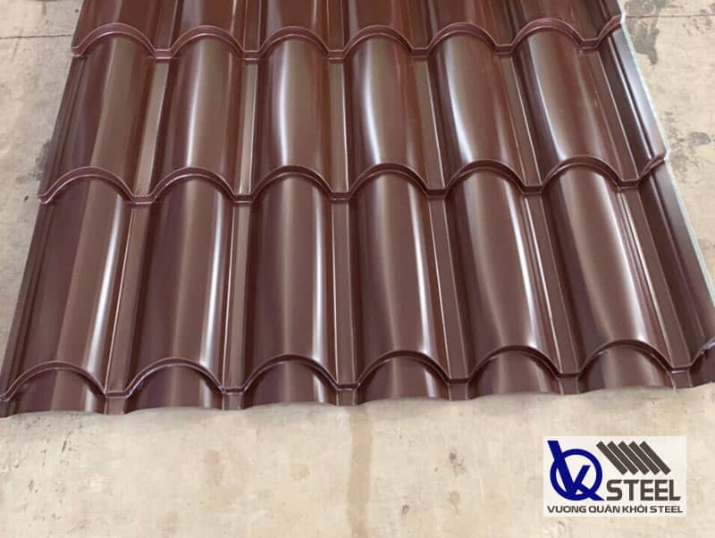 Hình ảnh tôn Phương Nam màu nâu ngoài thực tế