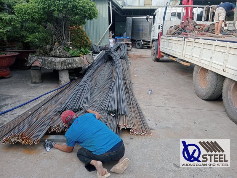 Mua thép phi 22 chất lượng tại Vương Quân Khôi