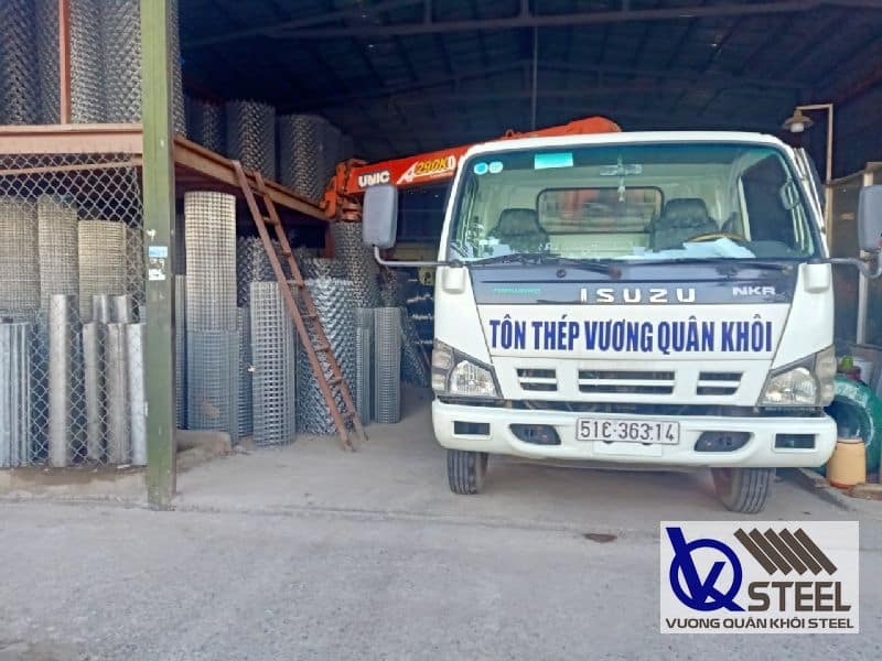Mua hàng rào kẽm gai chất lượng tại Vương Quân Khôi