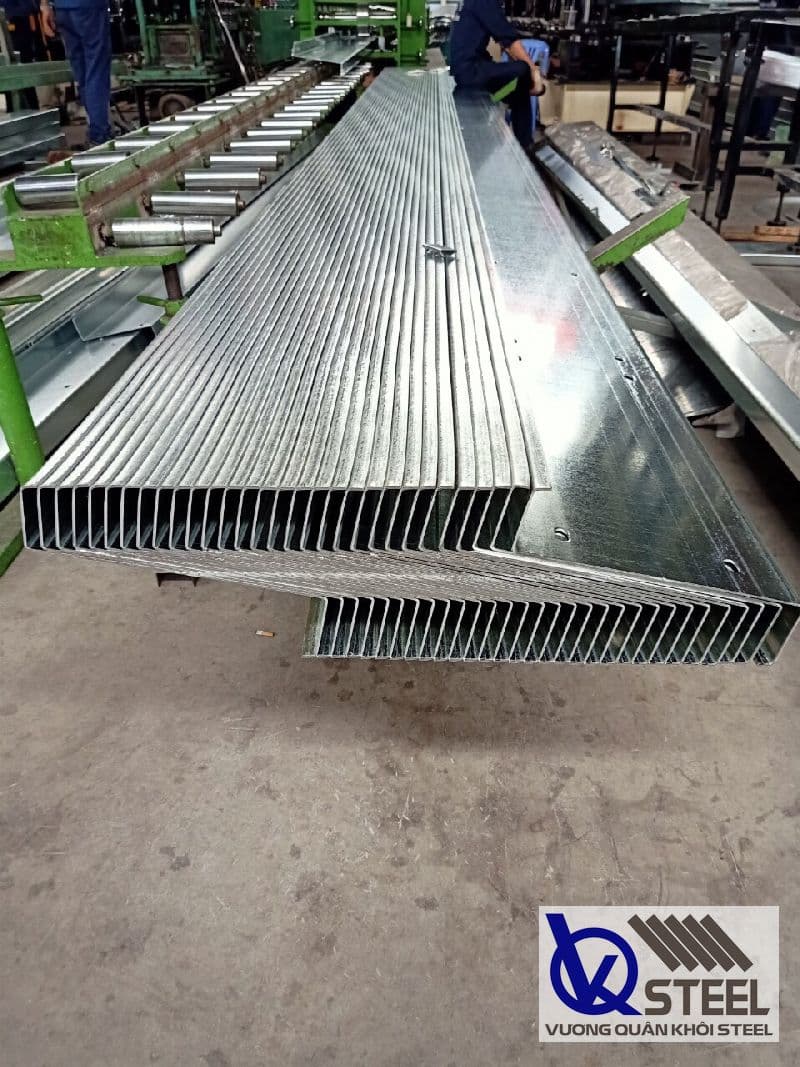 Những thông tin cần biết về xà gồ thép Z300