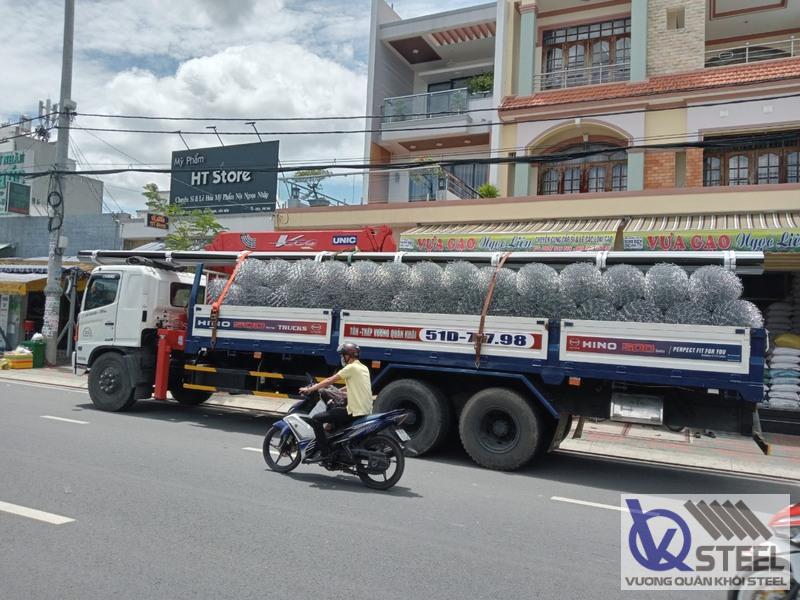 Xuất lô lưới B40 phi 4, khổ 2m4 cho dự án kho bãi Công ty Minh Phát ở Biên Hòa, Đồng Nai