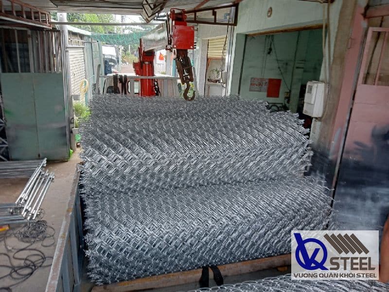 Lưới B40 được tạo từ những sợi thép với độ dày dao động từ 2.5ly đến 3.5ly