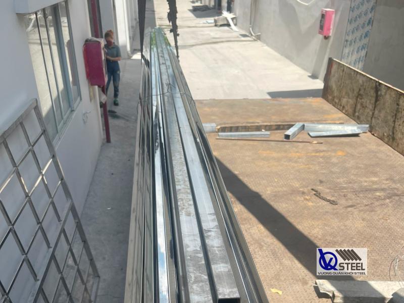 50 cây hộp inox 304 giao về Công ty Công nghiệp NEEU, Trảng Bàng – Tây Ninh