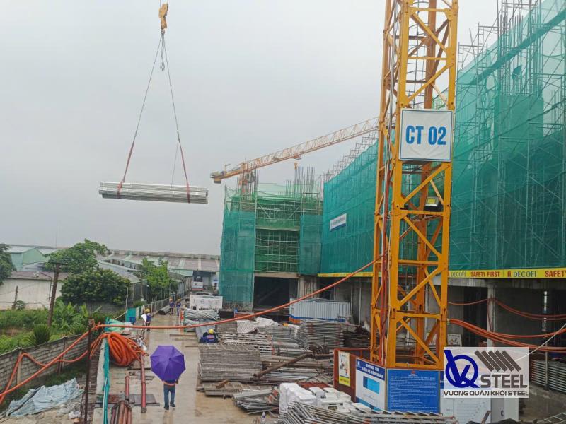 Thép ống mạ kẽm Hòa Phát được sử dụng nhiều tại các công trình nhà xưởng, công trình quy mô lớn tại Long An