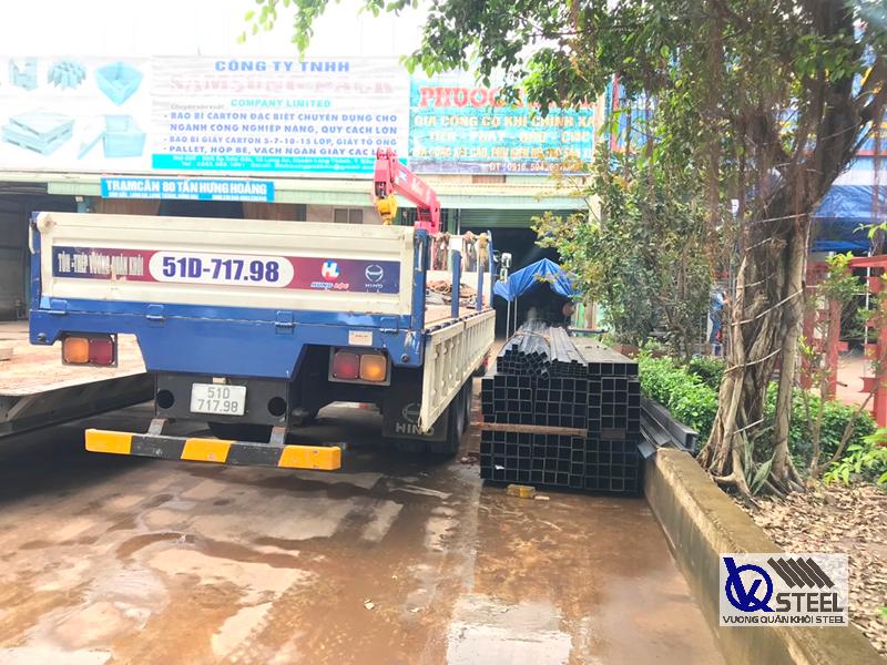 Tôn Thép VQK cung cấp thép hộp đen Hòa Phát chính hãng, giao tận nơi