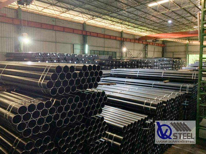 Giá nguyên liệu sản xuất ảnh hưởng lớn đến giá thép ống đen Hòa Phát