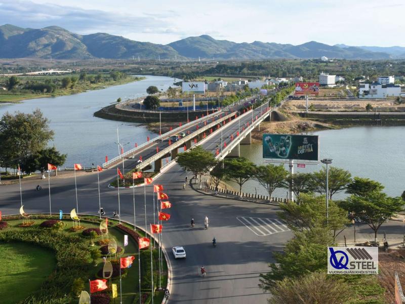 Nhu cầu sử dụng thép ống mạ kẽm nhúng nóng tại Kon Tum khá cao do đang đầu tư vào cơ sở hạ tầng địa phương