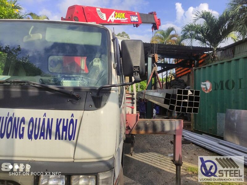 Vận chuyển 50 cây thép hộp 30x60x1.5mm phục vụ xưởng cơ khí nhỏ tại Phường 9, đường Huỳnh Văn Bánh