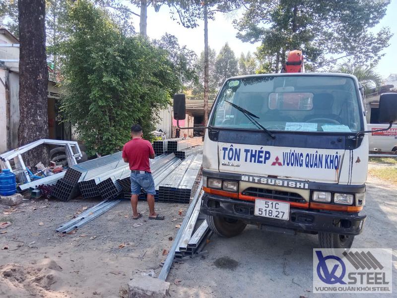 Cung cấp 120 cây thép hộp 75x150x1.8 mm đen làm khung lan can tại Bà Rịa – Vũng Tàu