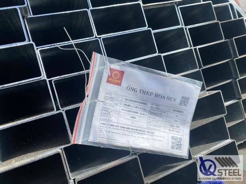 So sánh hộp Hoa Sen và Hoà Phát loại nào tốt hơn
