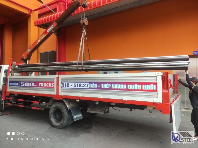 Bàn giao 180 cây thép ống Hòa Phát phi 48 cho công trình cải tạo mặt bằng kinh doanh tại phường 15, Quận 11