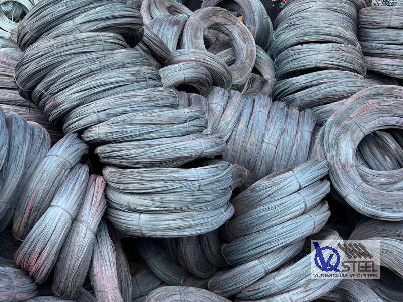 Dây kẽm buộc đen 1ly hấp mềm chất lượng tốt, giá cạnh tranh, ưu đãi cho đơn hàng lớn tại Tôn Thép VQK