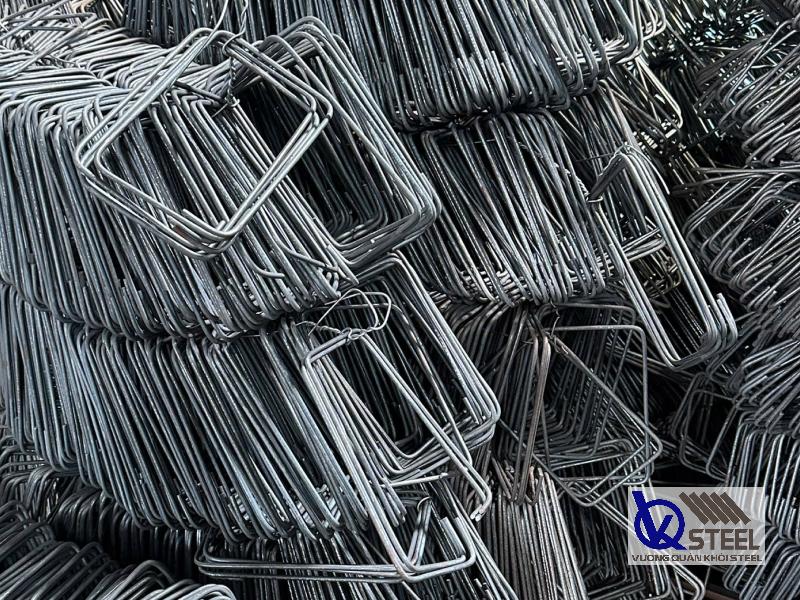 Xưởng gia công bẻ đai tai dê theo yêu cầu đa dạng quy cách, loại thép - Tôn Thép VQK