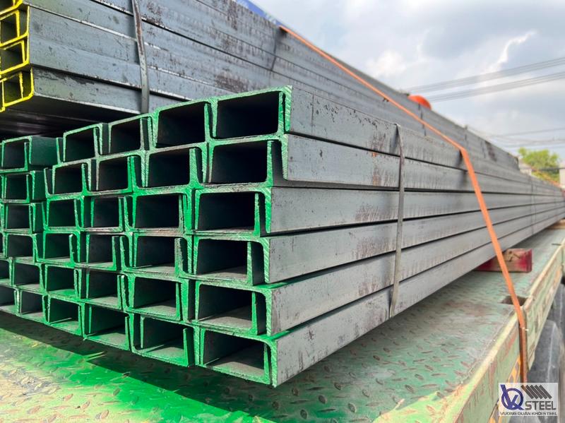 Giao thép H250 thi công kết cấu chính nhà kho tại KCN Sóng Thần