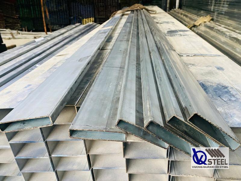 Mua thép hộp 20x100 tại Tôn Thép Vương Quân Khôi đảm bảo giá tốt, hàng chính hãng, có sẵn kho cung ứng nhanh