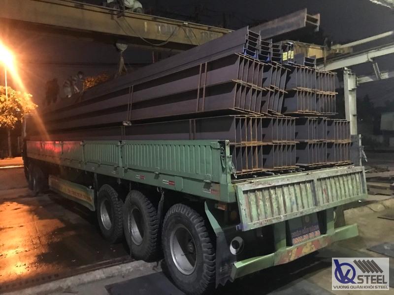 Cấp 40 cây thép I200x100 thi công building văn phòng tại đường Hoàng Văn Thụ, Quận Phú Nhuận