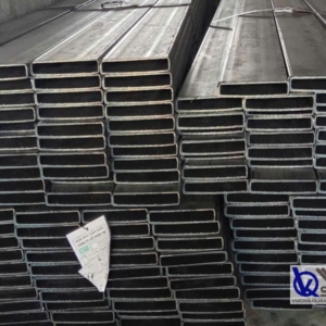 Sắt hộp 20x100 của thương hiệu Ống Thép 190 có chất lượng tốt, hàng trong nước nên giá phải chăng